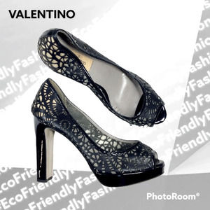 Valentino Black Laser Cut Leather Peep Toe Block-Heel Pumps Size 7.5